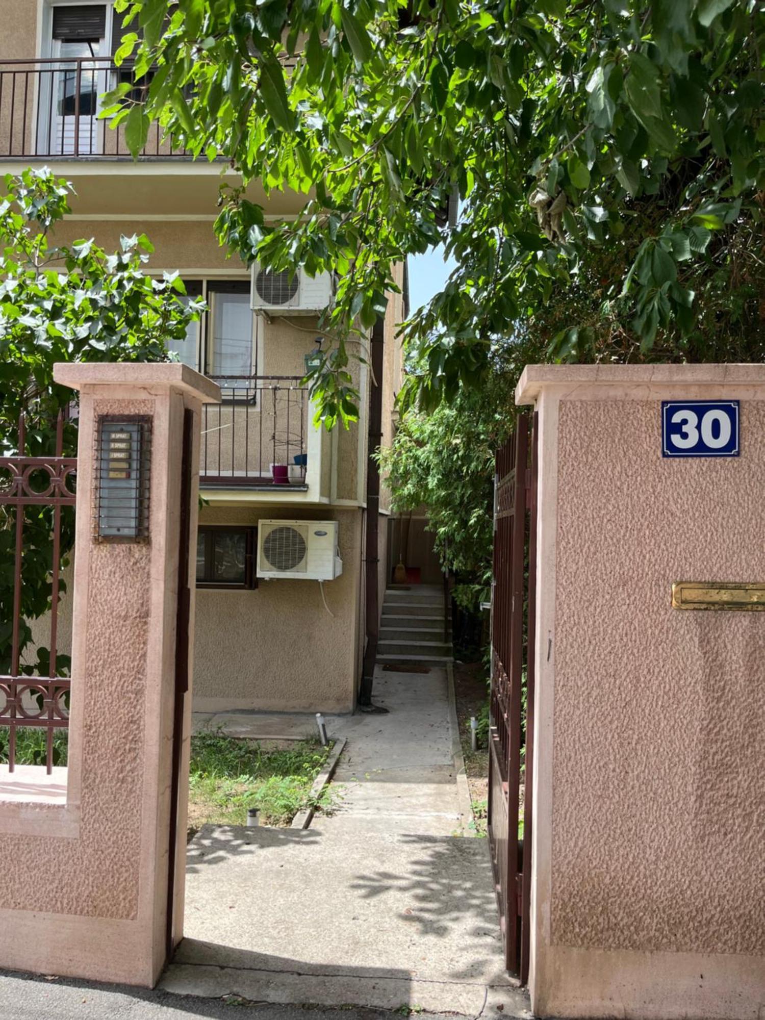 Istanbul Apartment 4 Belgrade Exterior photo